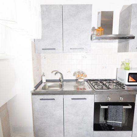 Delightful Apartment Close To The Center Lido di Ostia Exterior photo
