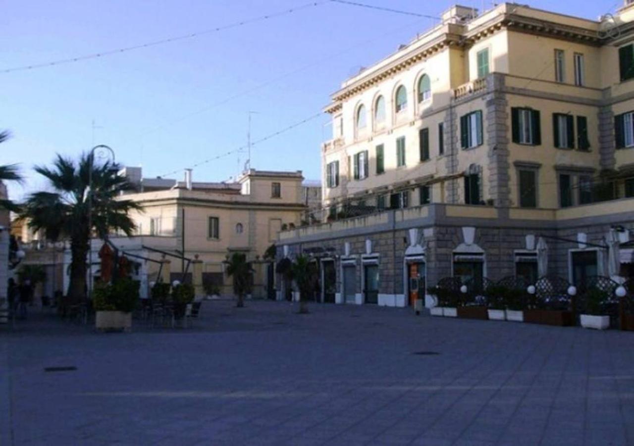 Delightful Apartment Close To The Center Lido di Ostia Exterior photo